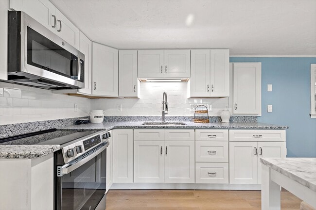 property at 34 Surrey Dr