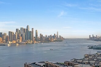 6050 Boulevard E, Unit 3H in West New York, NJ - Foto de edificio - Building Photo