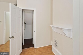 2223 Frankford Ave in Philadelphia, PA - Building Photo - Building Photo