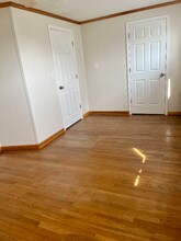 323 Brook St in Blakely, PA - Building Photo - Building Photo
