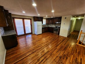 605 E 9670 S in Sandy, UT - Building Photo - Building Photo