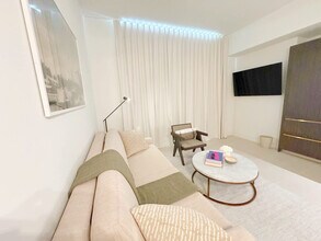 159 NE 6th St in Miami, FL - Building Photo - Building Photo