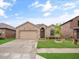 1104 Genola Dr in Fort Worth, TX - Building Photo