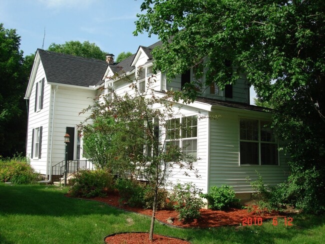property at 31380 Lahser Rd