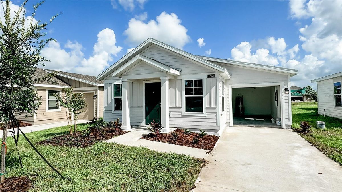 1661 Teagan Ln in Winter Haven, FL - Building Photo