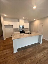 5316 Melbourne Ln in Flowery Branch, GA - Building Photo - Building Photo