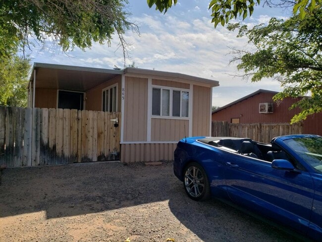 property at 845 Grandview St