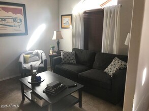 2725 E Mine Creek Rd in Phoenix, AZ - Building Photo - Building Photo