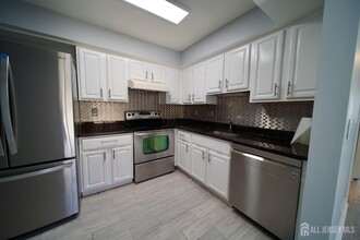 3120 Sayre Dr in Princeton, NJ - Foto de edificio - Building Photo