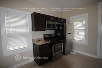 5458 N Marmora Ave in Chicago, IL - Foto de edificio - Building Photo