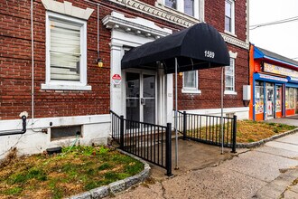 1599 Fairfield Ave in Bridgeport, CT - Building Photo - Building Photo