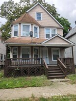 1358 E 90th St in Cleveland, OH - Building Photo