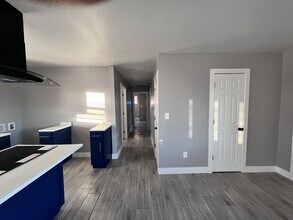 1017 Wyatt Dr in El Paso, TX - Building Photo - Building Photo