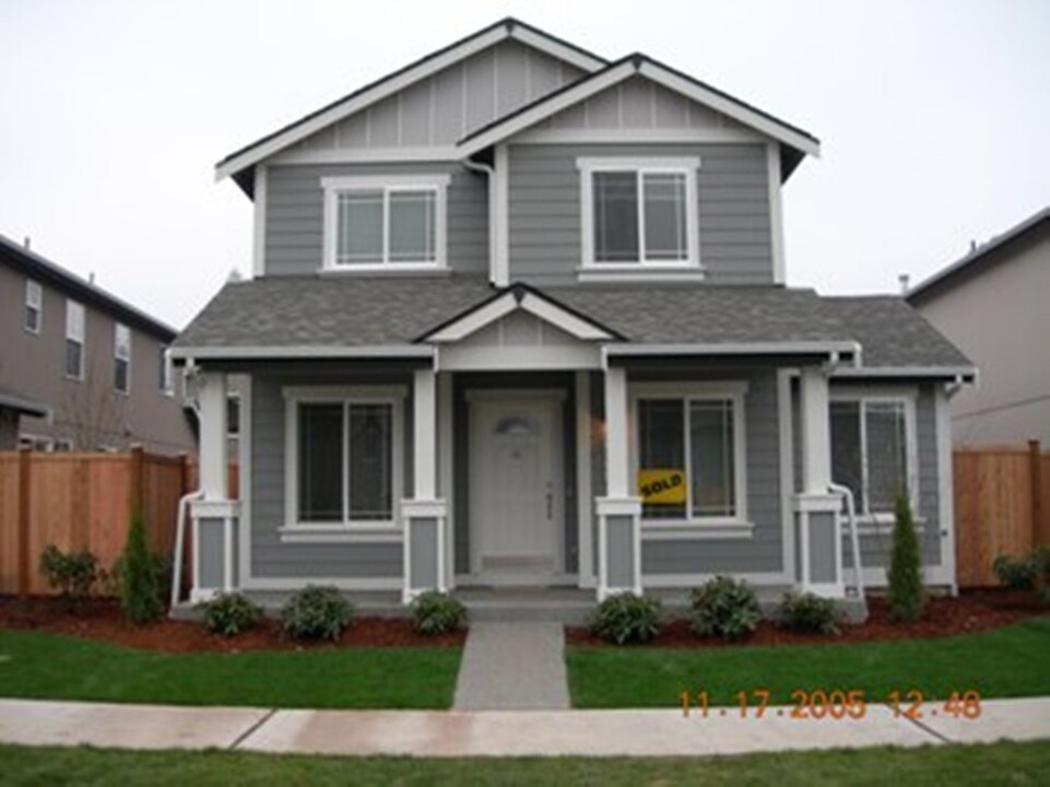 4102 Alabaster St SE in Lacey, WA - Building Photo