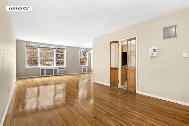 property at 310 Beverley Rd