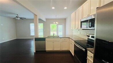 256 Highland Pointe Cir E in Dawsonville, GA - Building Photo - Building Photo