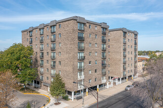 Donato Towers in Elmwood Park, IL - Building Photo - Primary Photo