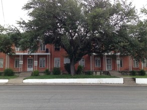 553 Club Dr in San Antonio, TX - Building Photo - Building Photo