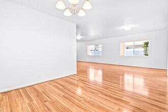 3820 Noeau St in Honolulu, HI - Building Photo - Building Photo