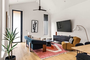 705 W Annie St in Austin, TX - Building Photo