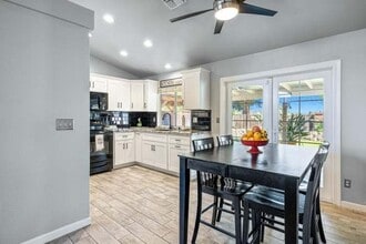 7634 N Dearing Ave in Fresno, CA - Building Photo - Building Photo