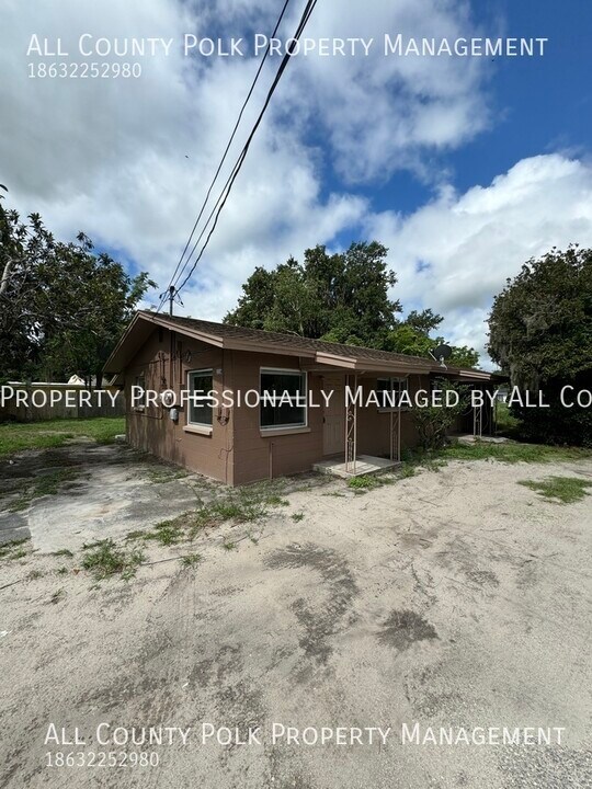 116 Court St SW in Fort Meade, FL - Building Photo