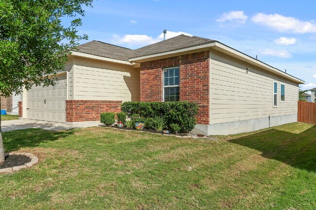 158 Javelina Hl in San Antonio, TX - Building Photo - Building Photo