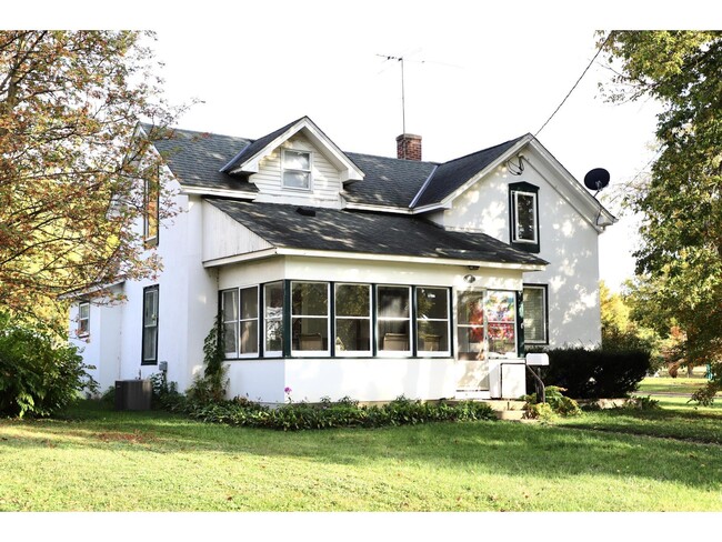 711 Washington St, Unit 711.5 in Northfield, MN - Building Photo - Building Photo