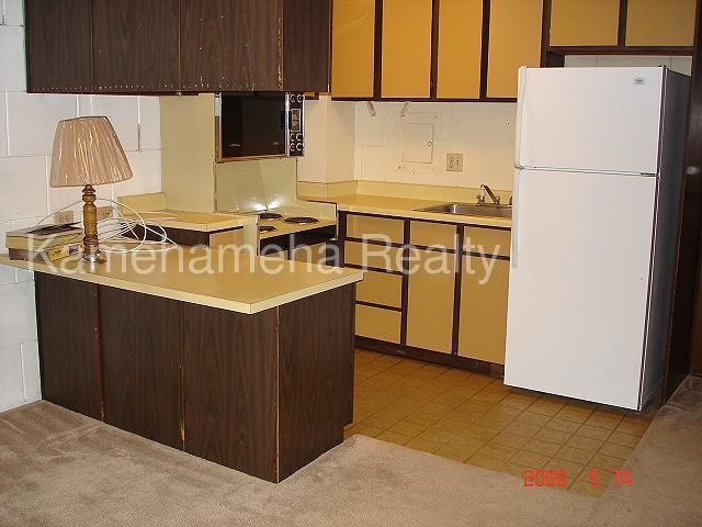 2845 Waialae Ave in Honolulu, HI - Building Photo - Building Photo