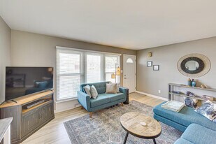 114 S 36th St in Camp Hill, PA - Building Photo