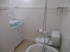 1730 T St, Unit #3 in Sacramento, CA - Building Photo - Building Photo