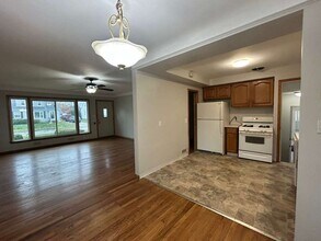 30021 Oakdale Rd in Willowick, OH - Building Photo - Building Photo