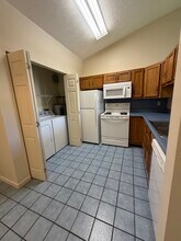 150 Cypress Dr, Unit 142 in Frankfort, KY - Foto de edificio - Building Photo