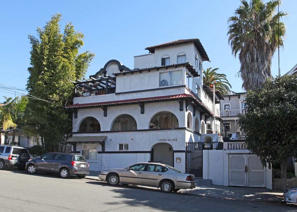 1939-1945 Front St in San Diego, CA - Building Photo