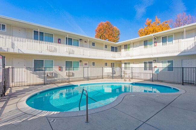 David Avenue Apartments