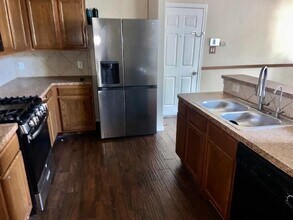 13343 Southpoint Ln in Houston, TX - Foto de edificio - Building Photo