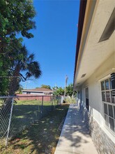 611 NW 2nd Terrace in Pompano Beach, FL - Building Photo - Building Photo