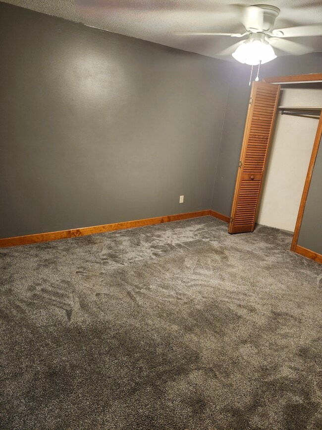 17 School St, Unit 1stL in Cumberland, RI - Building Photo - Building Photo