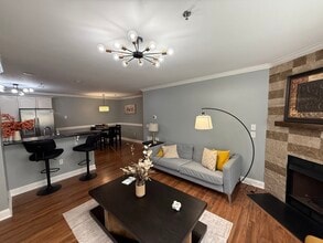 4732 Tatton Park Cir, Unit 4732 in Winston-Salem, NC - Building Photo - Building Photo