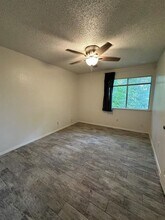 7709 Meadowview Ln in Austin, TX - Building Photo - Building Photo