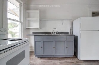 301 E Palm Ave-Unit -Apt B in Tampa, FL - Building Photo - Building Photo