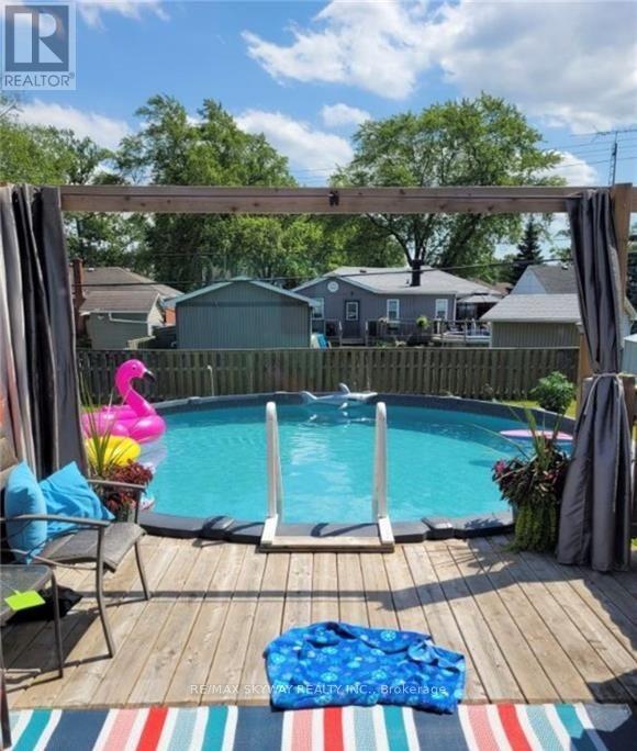 207 THOROLD Rd in Welland, ON - Building Photo - Building Photo