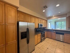 9449 Questa Pointe in San Diego, CA - Building Photo - Building Photo