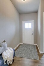 14810 S 19th St in Bellevue, NE - Building Photo - Building Photo