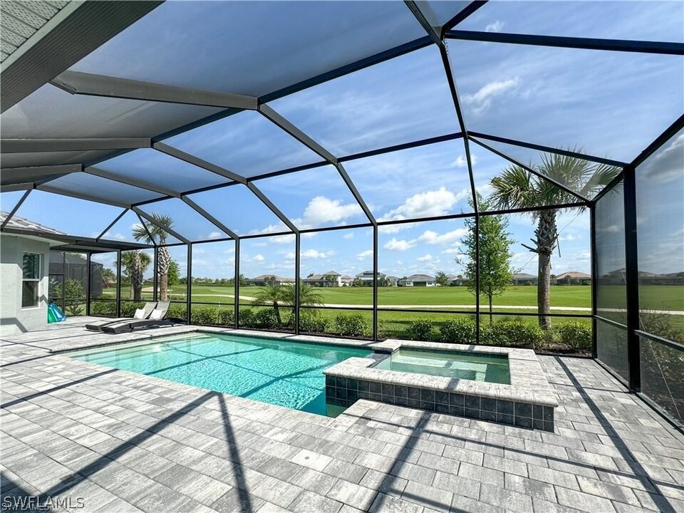 6082 Artisan Ct in Ave Maria, FL - Building Photo