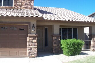 5456 W Kristal Way in Glendale, AZ - Building Photo - Building Photo