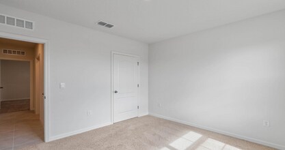 2553 Trinidad Rd in Haines City, FL - Foto de edificio - Building Photo