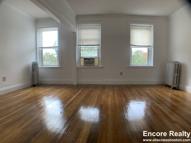 195 Park Dr in Boston, MA - Foto de edificio - Building Photo