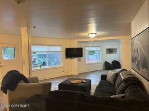 301-305 Bawden St in Ketchikan, AK - Building Photo - Building Photo