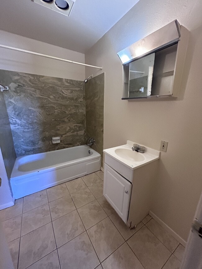 2800 Cerrillos Rd in Santa Fe, NM - Building Photo - Building Photo